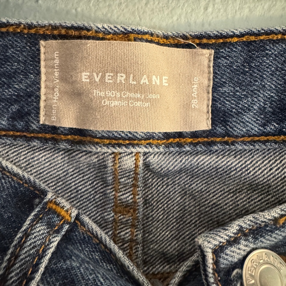 Bundle of 2 Everlane 90s high rise Cheeky Jean light wash & medium wash size 26R - Picture 4 of 7